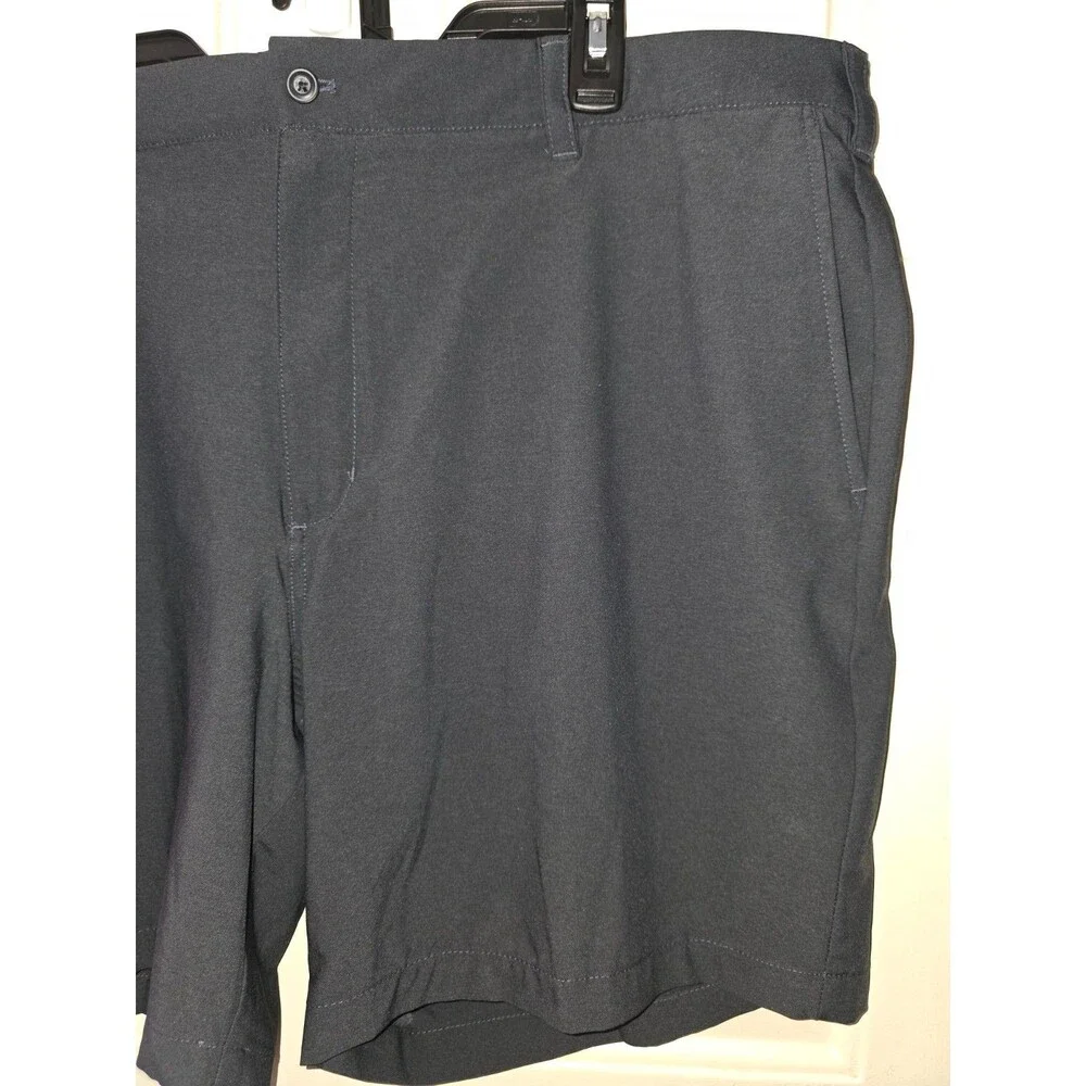 Perry Ellis Shorts Mens Size 42 PGA Tour Black Golf Sports Wear